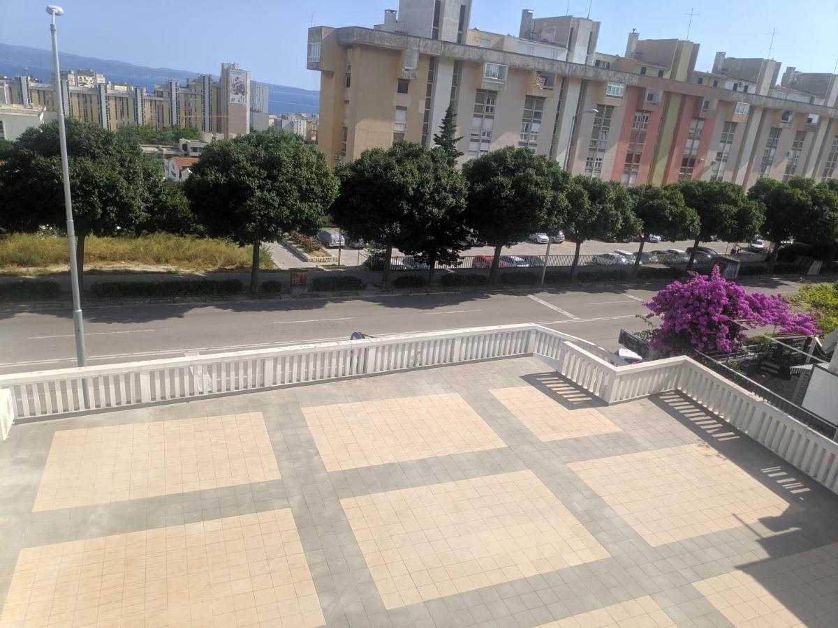 Ac Apartment With 2 Bedrooms And 2 Bathrooms-Free Private Parking Split Exterior photo